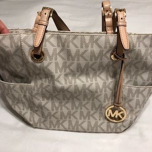 Michael Kors purse